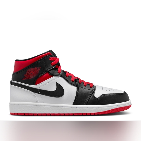 Air Jordan 1 Mid Gym Red Black Toe - Picture 3 of 6